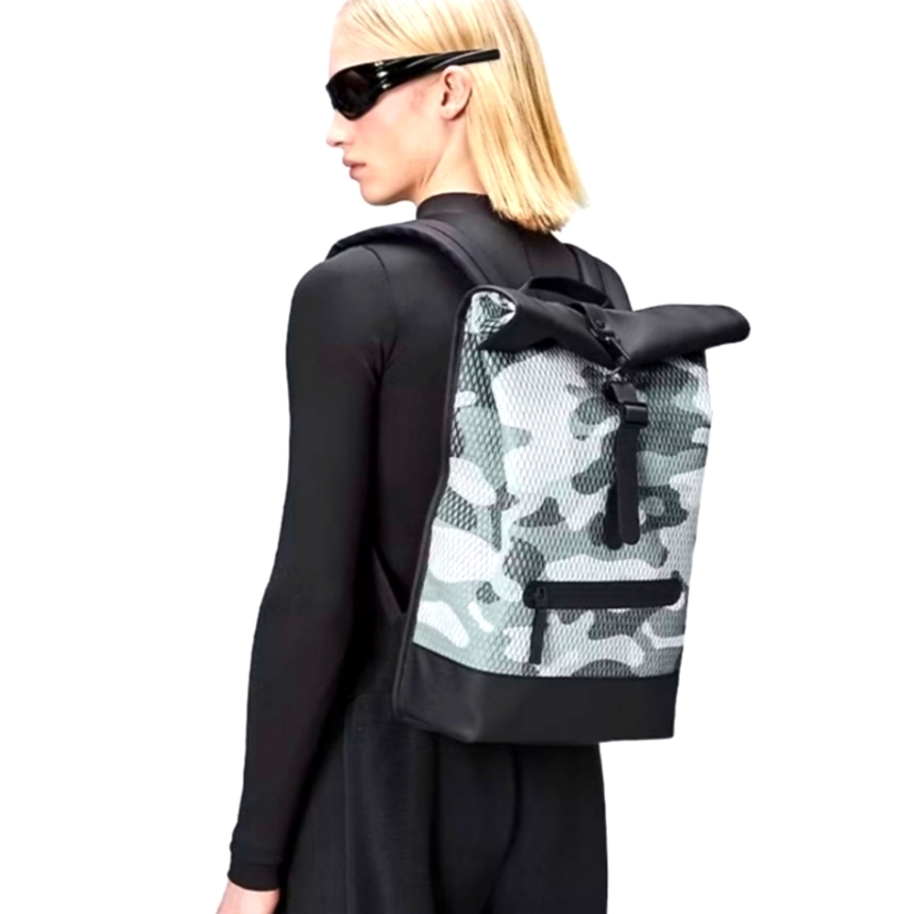 NWT RAINS ROLLTOP RUCKSACK BACKPACK WATERPROOF CAMO MESH GRAY